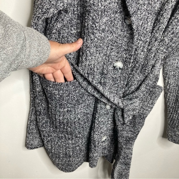 Softies 30” Marshmallow heathered button down cardigan with tie size 2x/3X - Picture 8 of 8